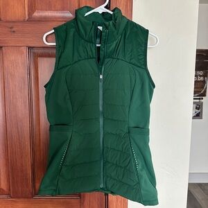 LULULEMON Women's Everglade Green Down for it all vest size 8